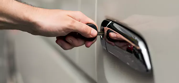 Why Choose Our Auto Locksmith Team in Edwardsville, IL?